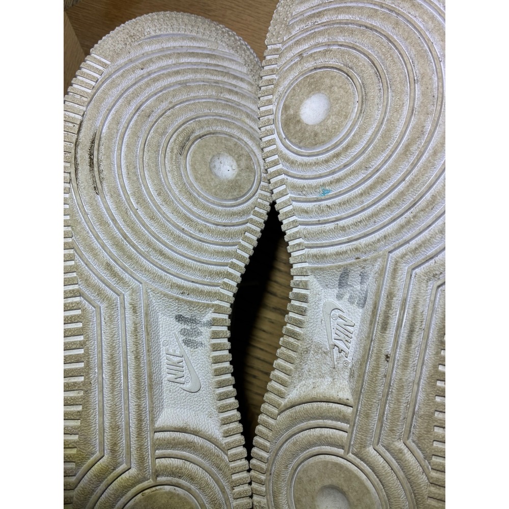 Nike Air Force 1 Low Triple White Leather Sneakers Boys 6Y Womens 7.5 314192-117 - Picture 9 of 10